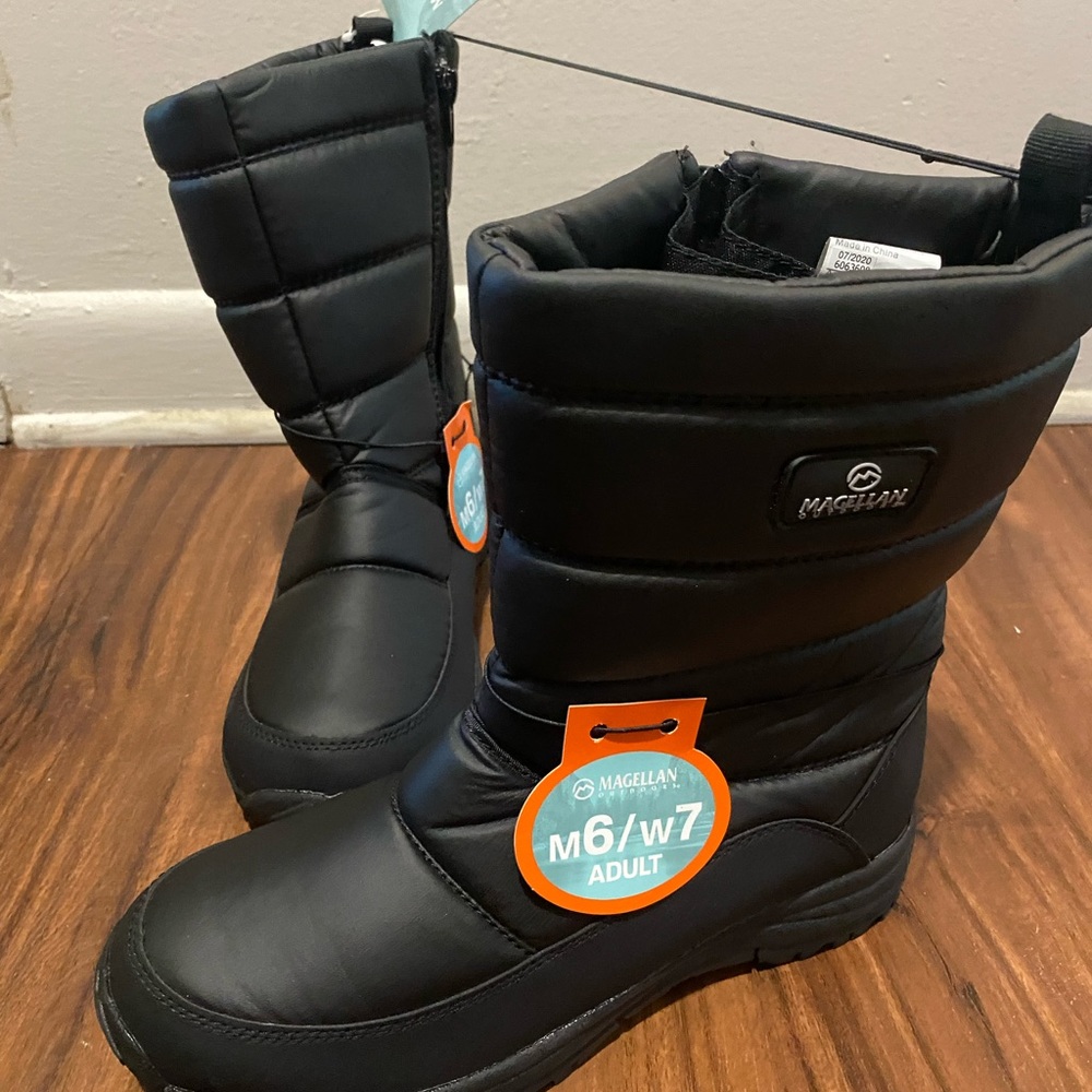 BRAND NEW Magellan Winter Boots!